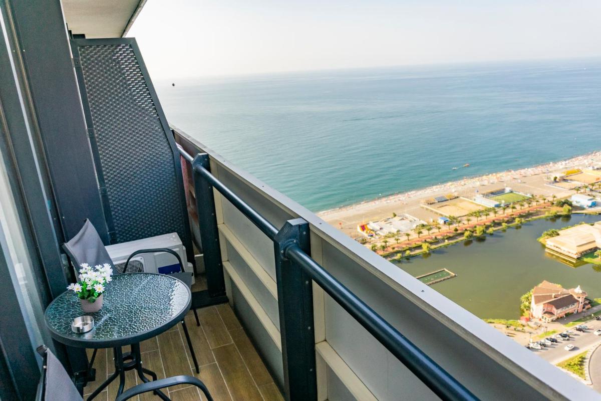 BATUMI MARINA - Orbi Apartment 4131 - Housity