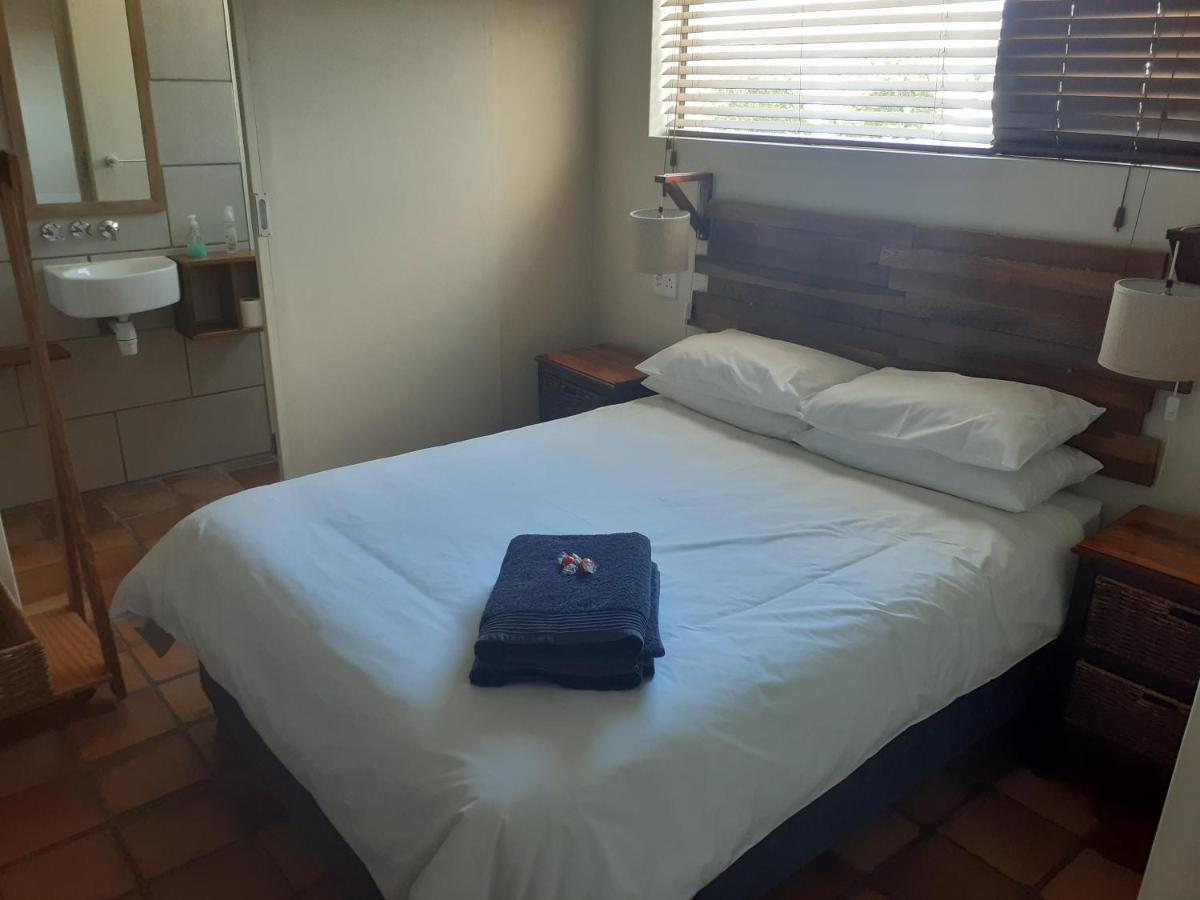 Upstairs - Housity