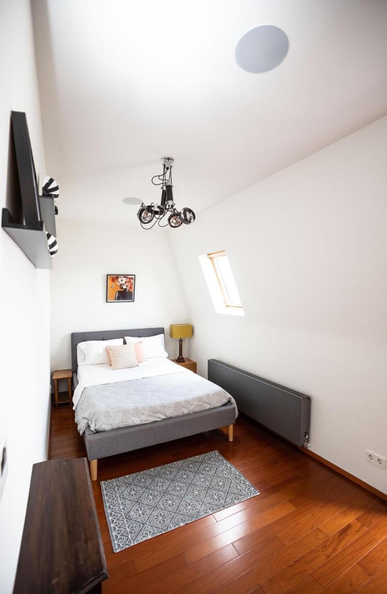 Houzzing - Housity