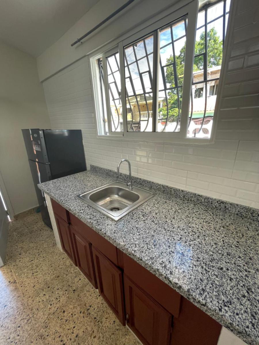 2cristian suit - Housity