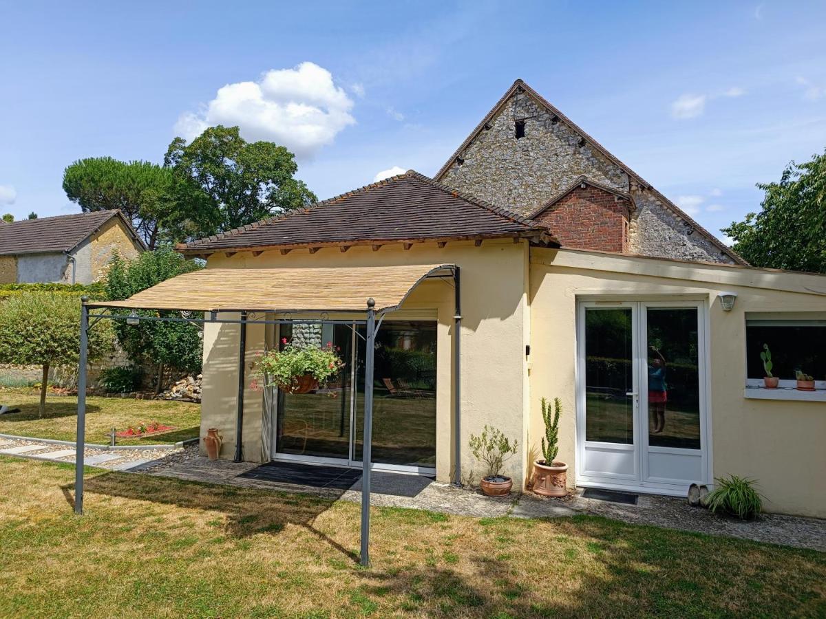 Le Petit Accent - Housity