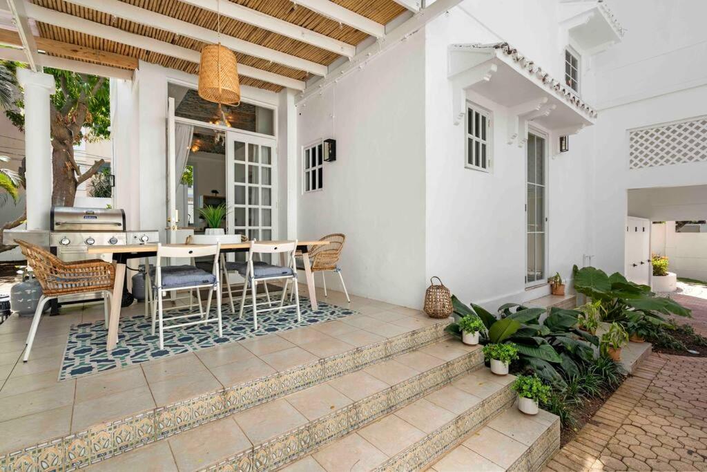 Villa Bohemia I Gated Estate w/ Sister Property - Housity