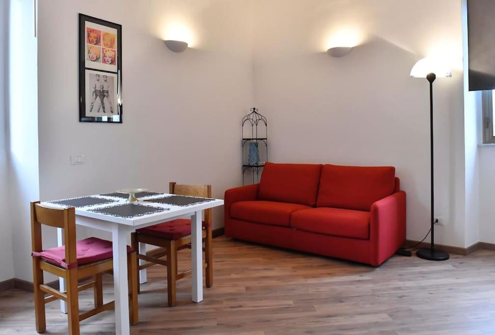 Il Garibaldino - Housity