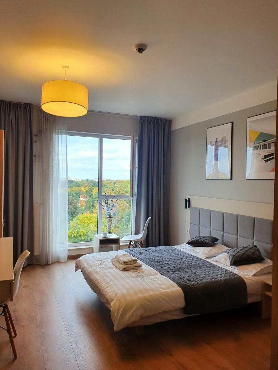 Warsaw Apartments - Luxury Top-view Aparthotel - Hizvo