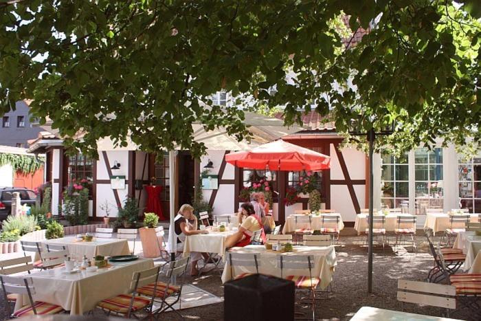 Burghotel Münzenberg - Housity
