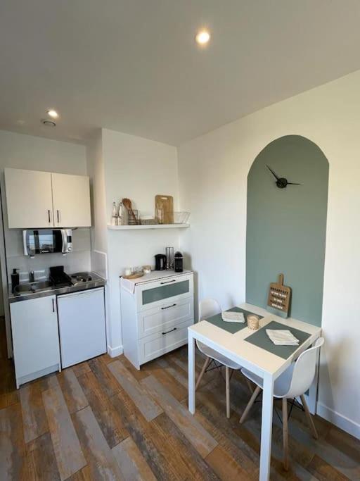 Charmant studio tout équipé aux portes de Paris - Housity