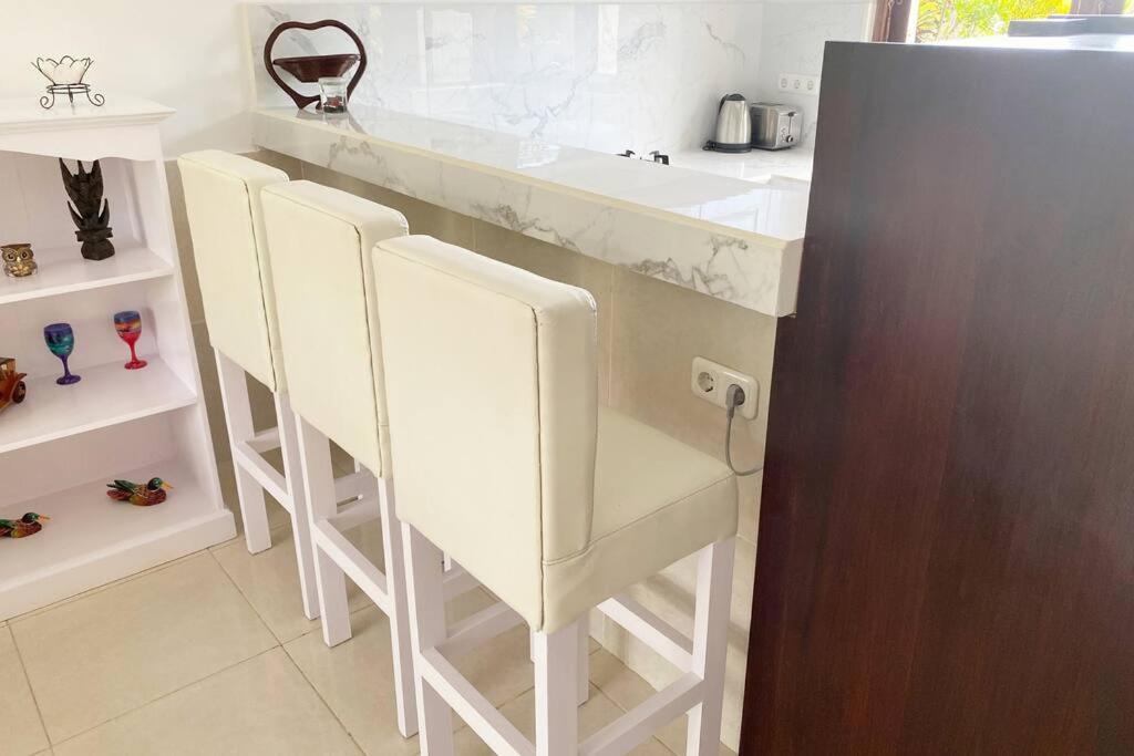 RnR Villa Lovina / Rest ~ Relax ~ Recharge - Housity