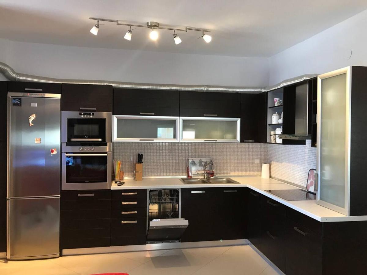 Peramos Luxury - Housity