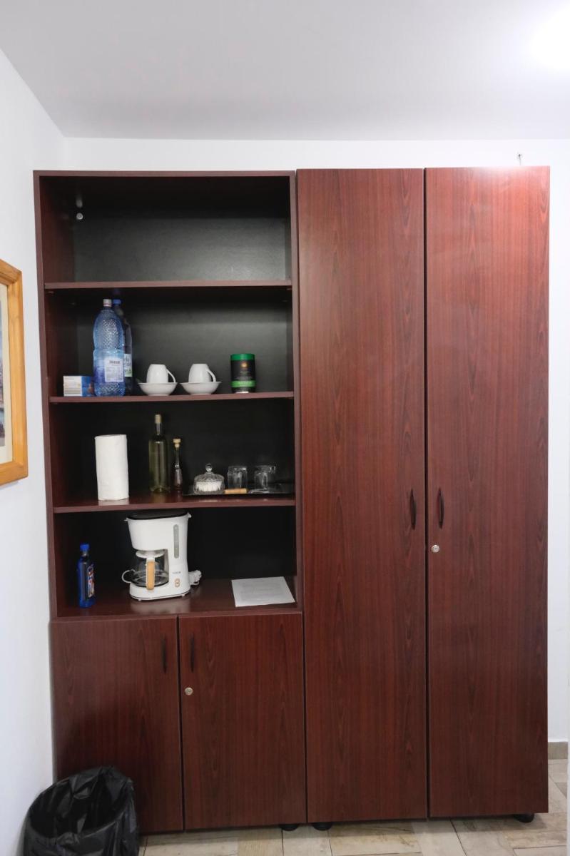 Solomon Apartments Room nr 5 - Housity