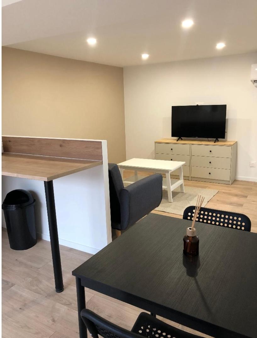 Immeuble rénové au centre d'Auch. - Housity