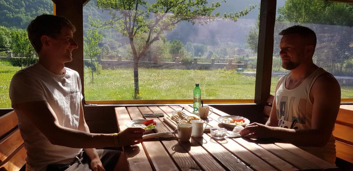 PROKLETIJE eko katun Vusanje - Housity