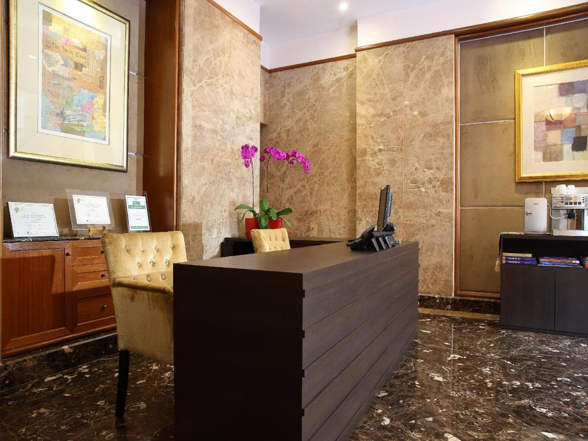 Village Residence Robertson Quay by Far East Hospitality - Housity