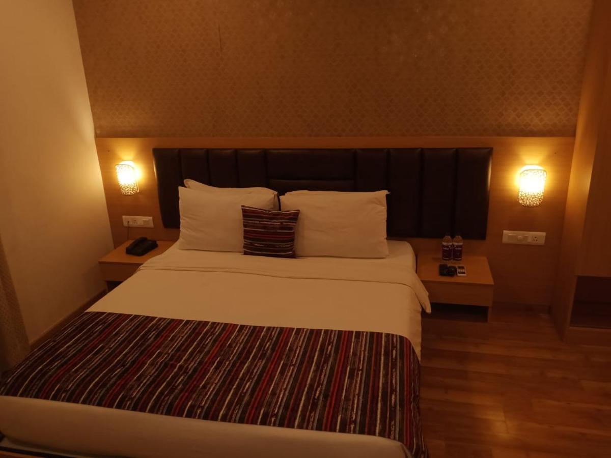 Address Suites Near Esteem mall - Housity