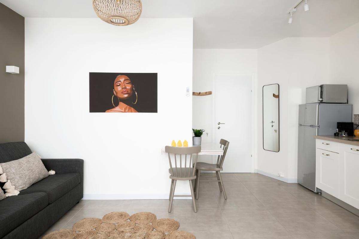 Sun Bay Apartments - Housity