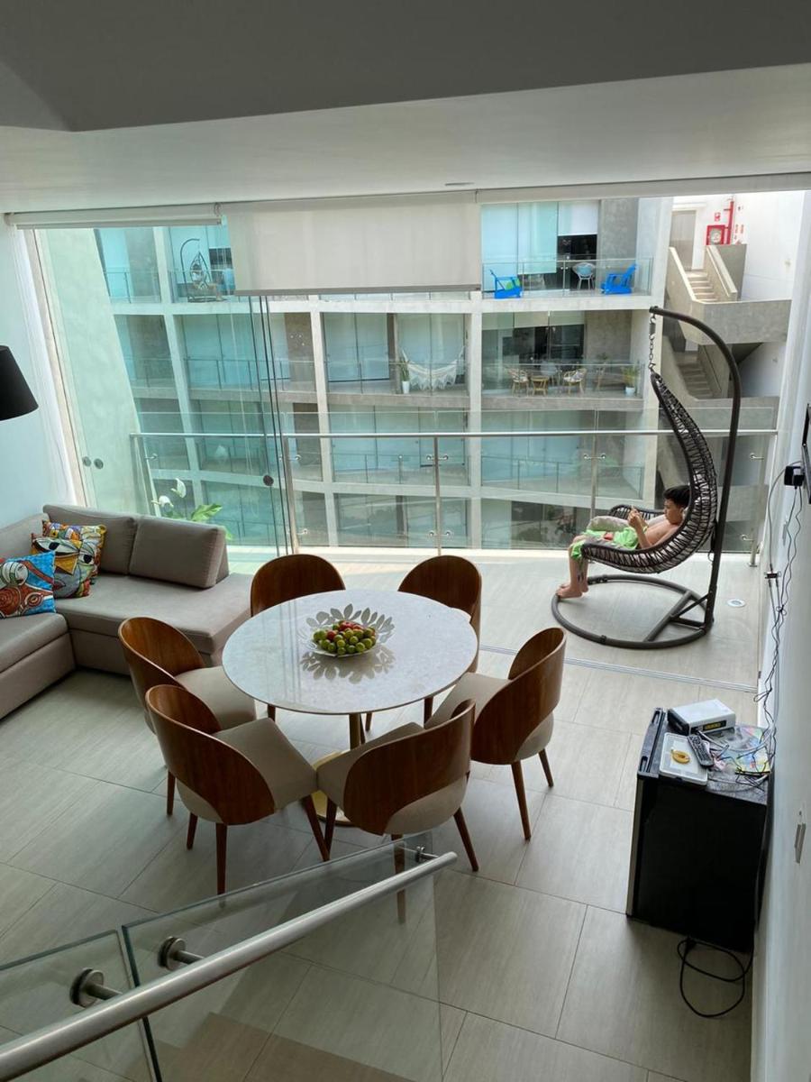 Ocean Reef Triple Vanessa - Housity