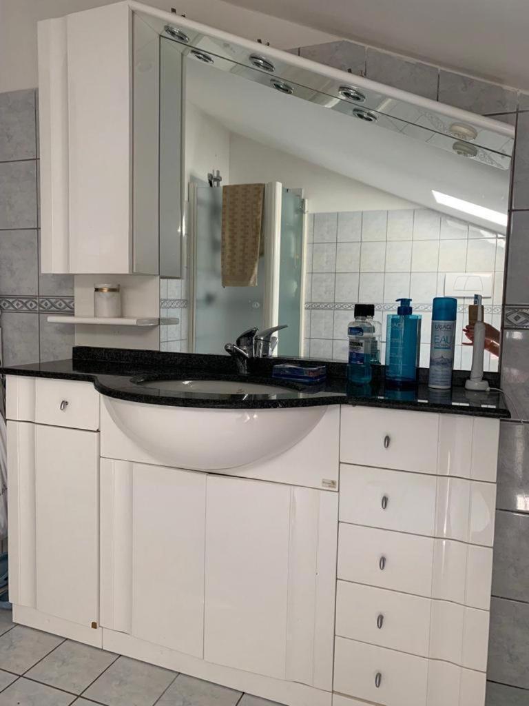 Appartamento tranquillo con parcheggio - Housity