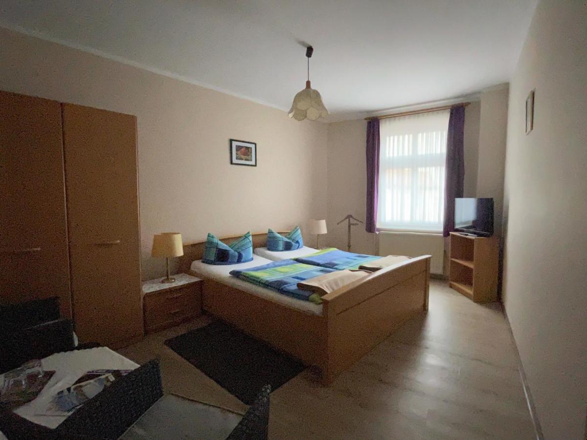 Hotel zur Sonne - Housity