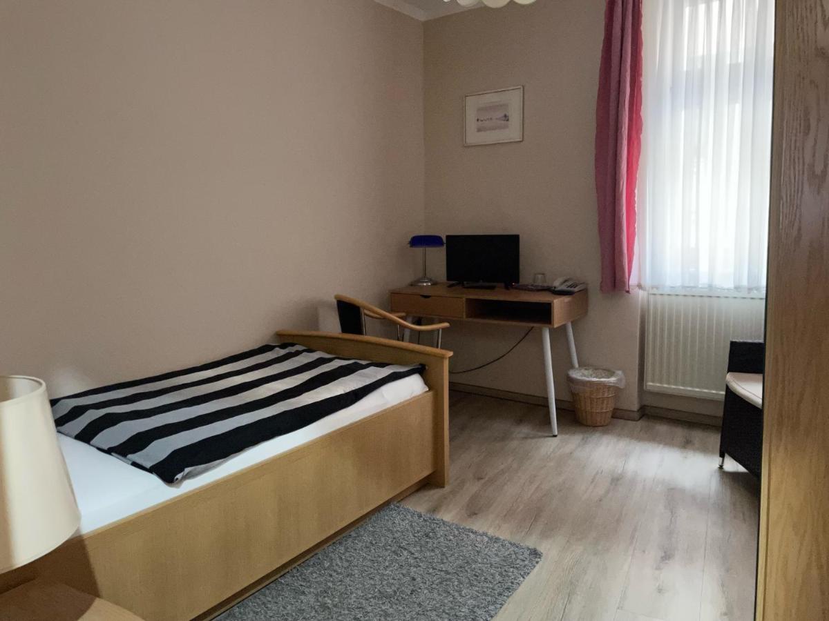 Hotel zur Sonne - Housity