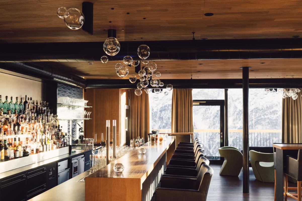 Hotel Schöne Aussicht - Housity