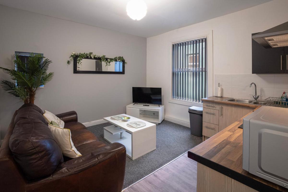 Bank Street Apartment 7 - Housity