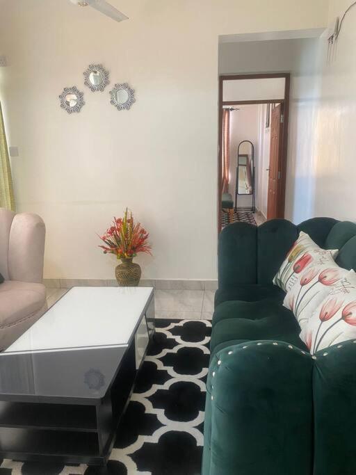 Cosy/modern one bedroom in VOK Mombasa - Housity