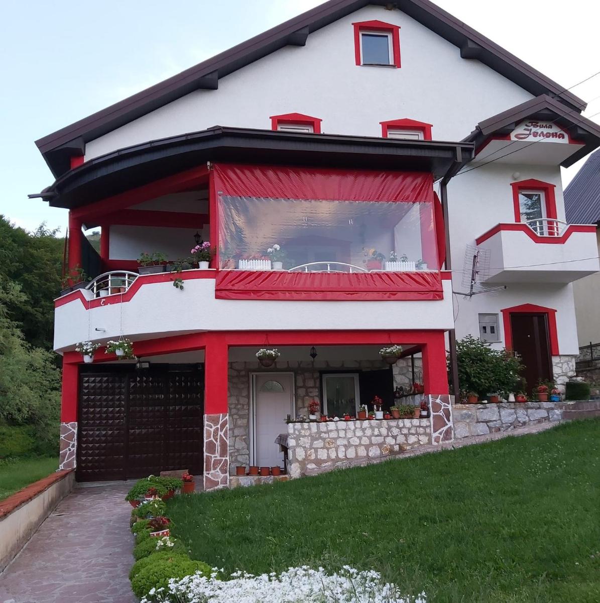 Villa Jelena Mavrovo - Housity