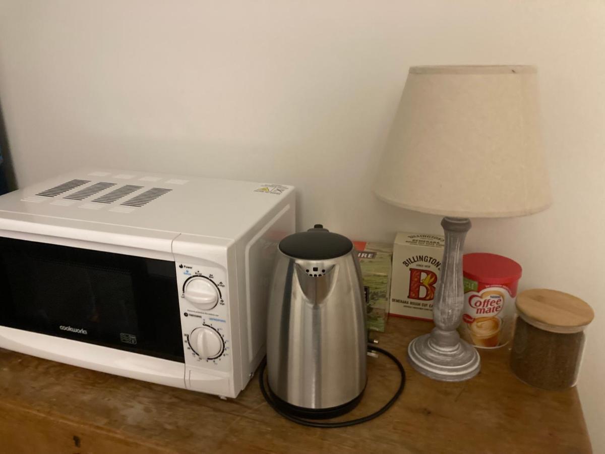 Beautiful 1-Bed Studio in London - Housity