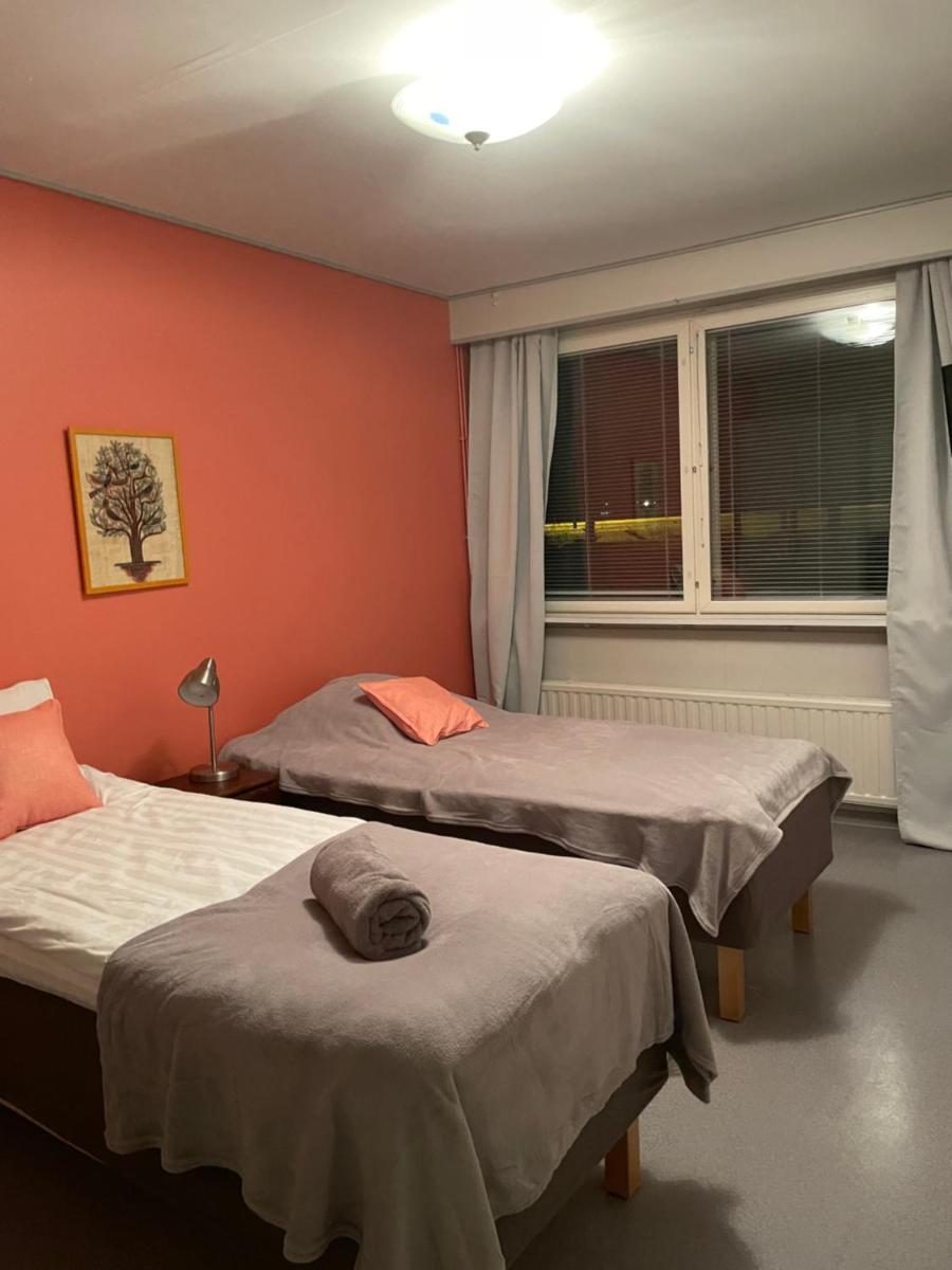Iso huoneisto 4 - Housity