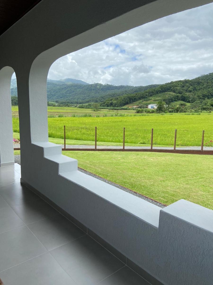 Casa Colonial em Rio dos Cedros - Housity