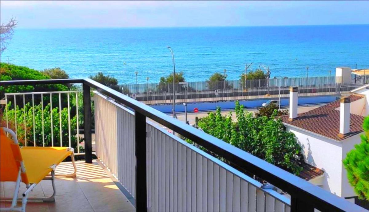 Apartment Llavaneres II - Housity