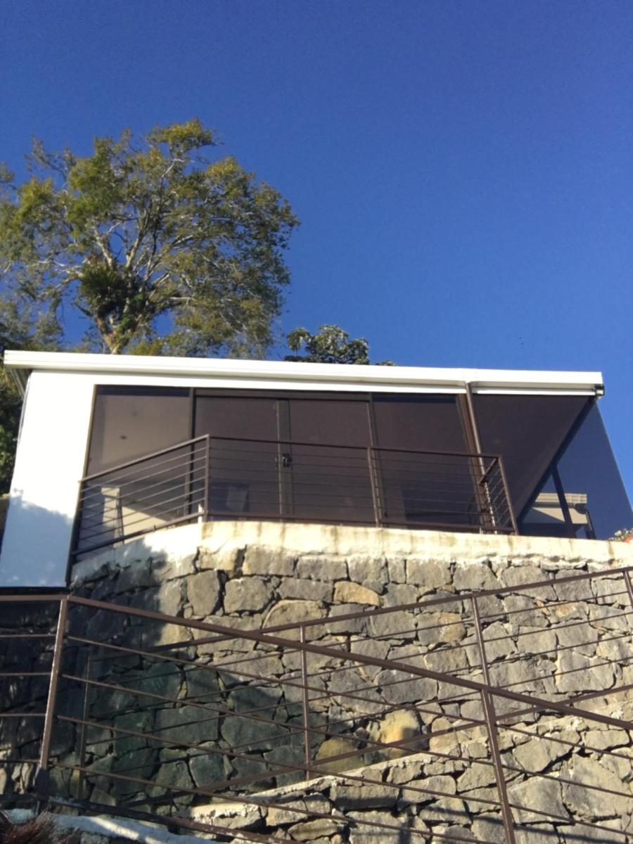 Casa de Cristal-Retiros Esenciales Costa Rica - Housity