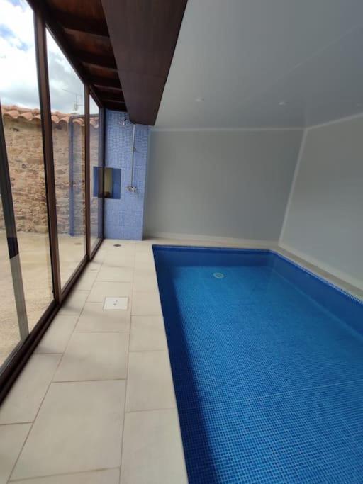 Astorga. León. Piscina. Casa Val de San Lorenzo. - Housity