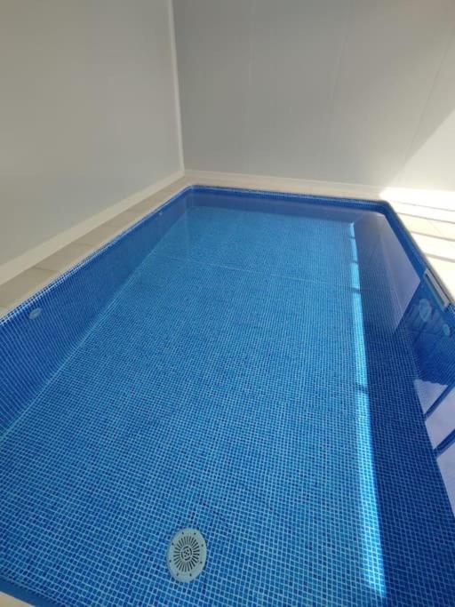 Astorga. León. Piscina. Casa Val de San Lorenzo. - Housity