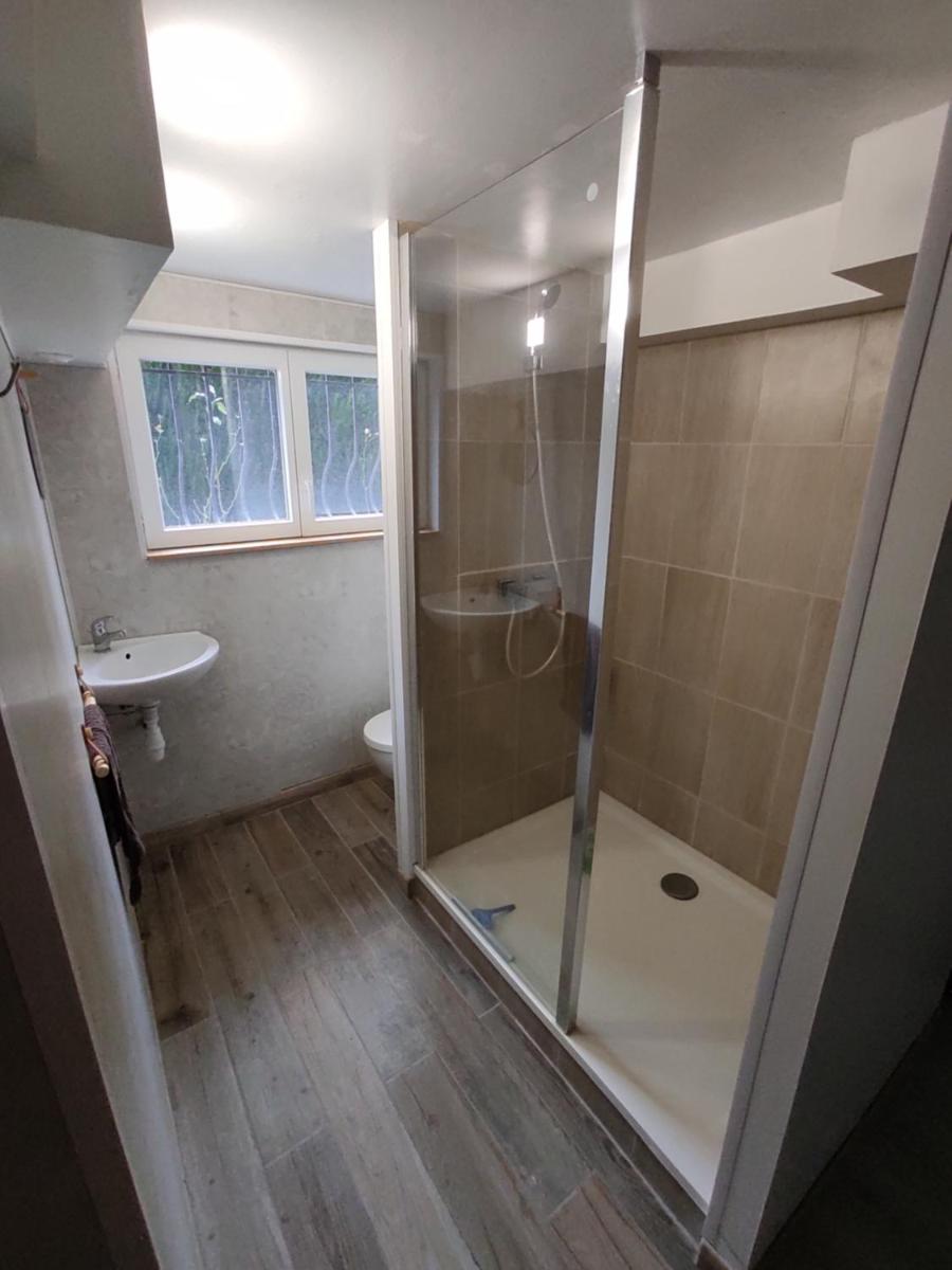 Chambre privée près du centre de Cosne - Housity