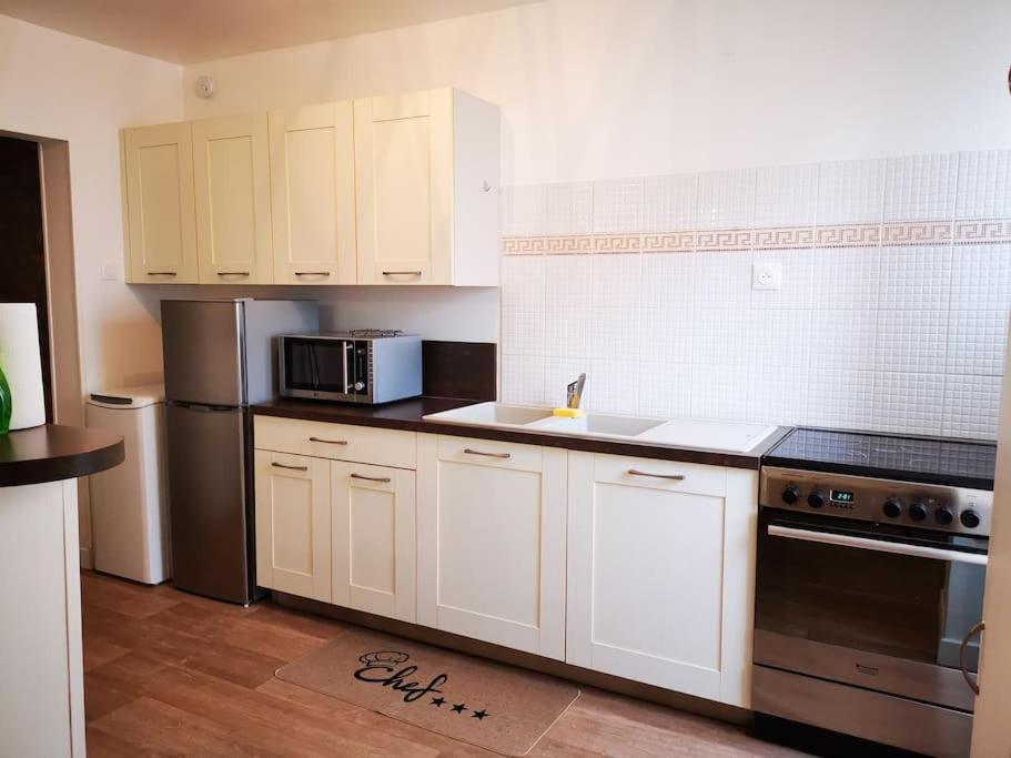 Maison 2 chambres, 6 pers - Wifi et Linge inclus - Niort centre - Housity