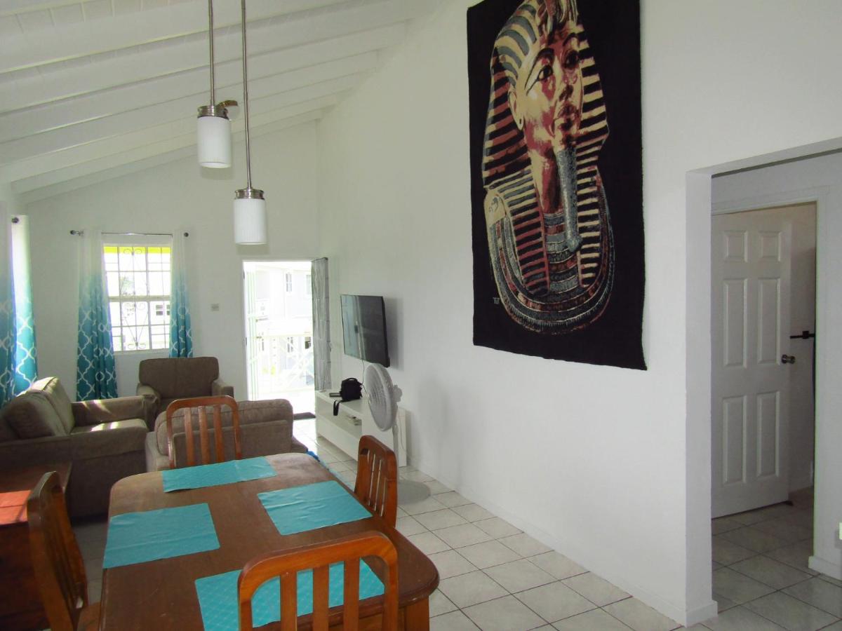 Dover Apt 3 by the beach in the Gap - Housity