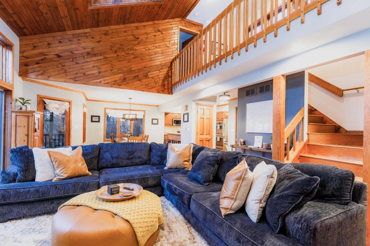 Secluded Country Dream with all the FUN! - Housity