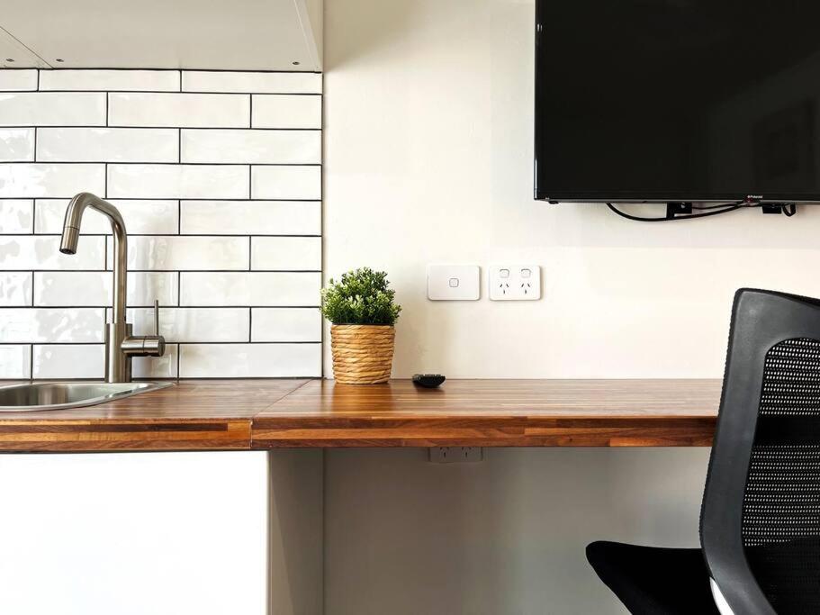 Studio A by Breckler Park - Housity