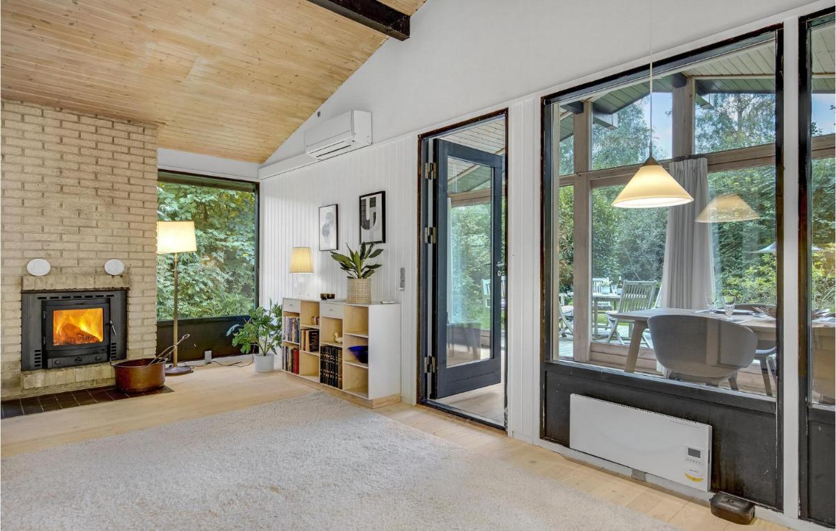 Awesome Home In Hornbæk With Wifi - Housity