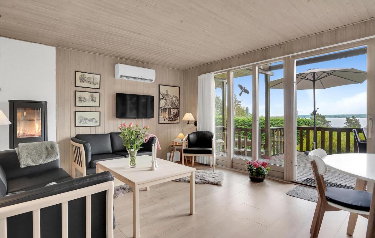 Two-Bedroom Holiday Home In Borkop - Housity