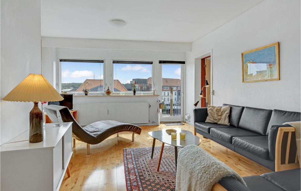 Two-Bedroom Apartment In Aabenraa - Housity