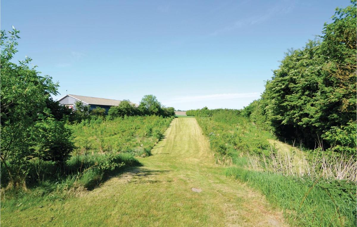 Lovely Home In Allingåbro With Kitchen - Housity