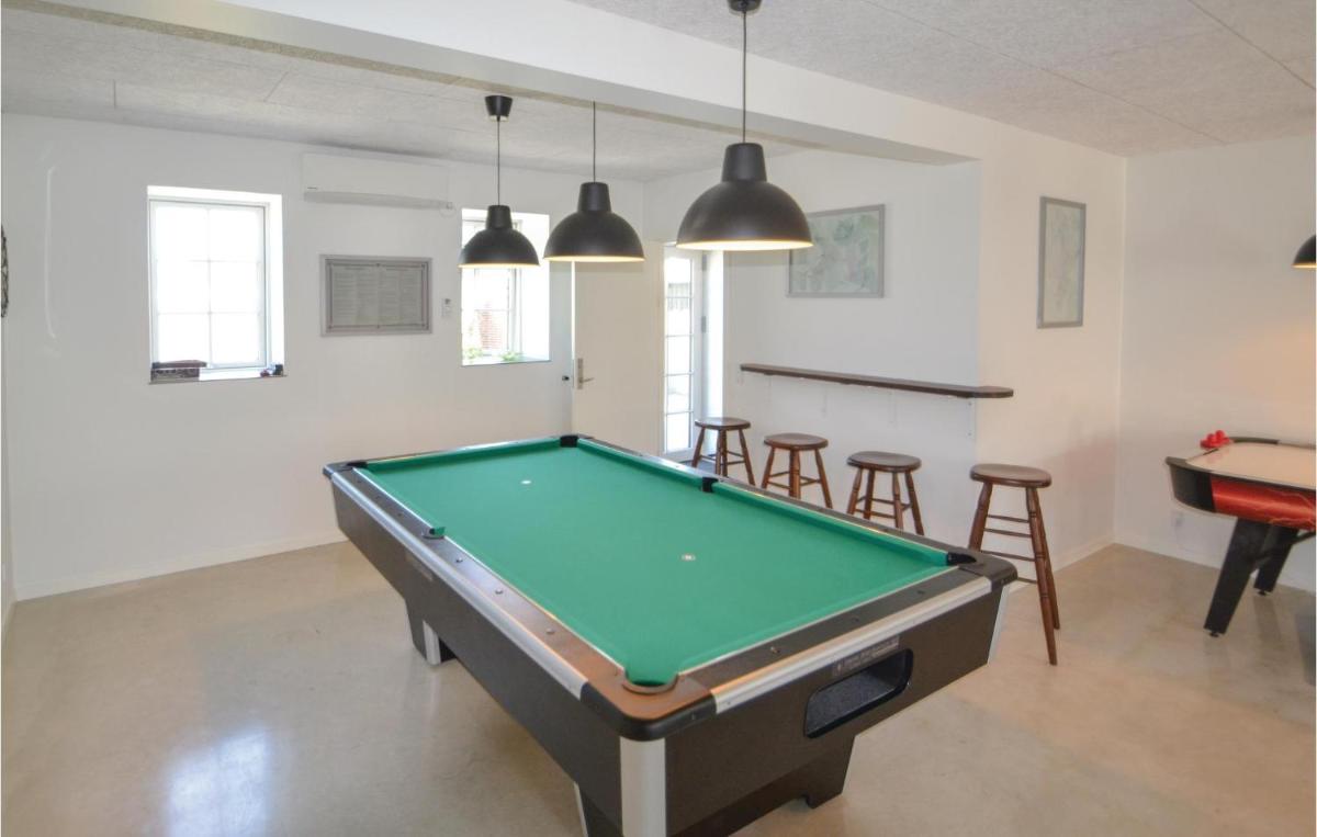 Lovely Home In Allingåbro With Kitchen - Housity