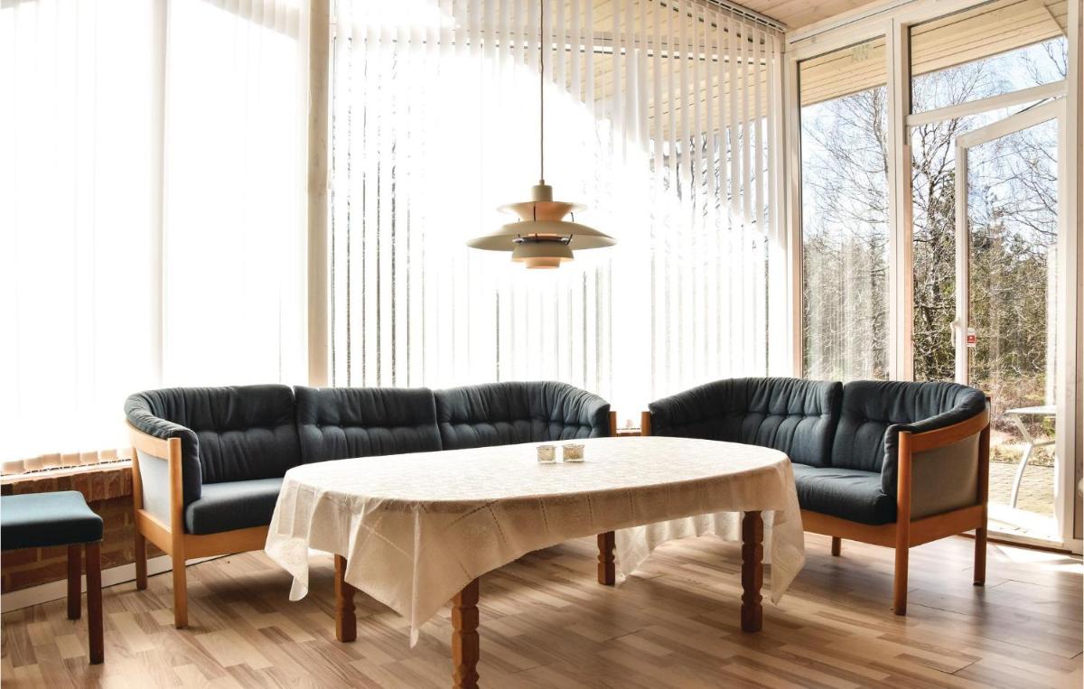 Three-Bedroom Holiday Home In Herning - Housity