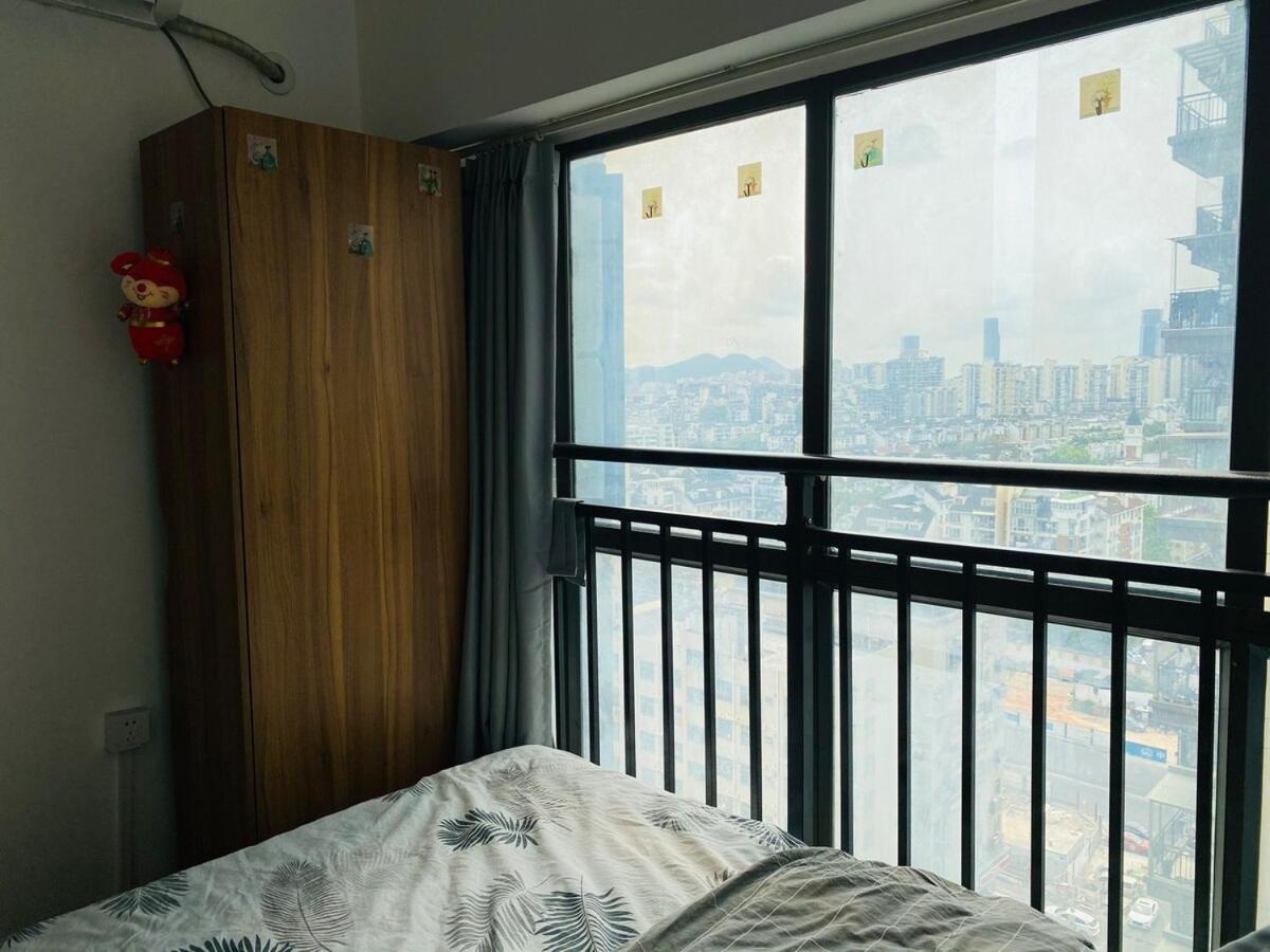 Lynn's House - Housity