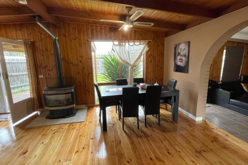 Entire residential home Close to beach - Housity
