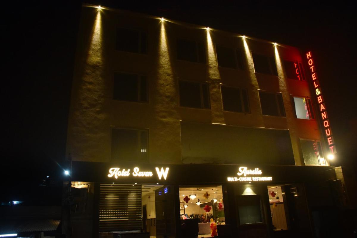 Suitetrails - Townhouse OAK Hotel Seven W
