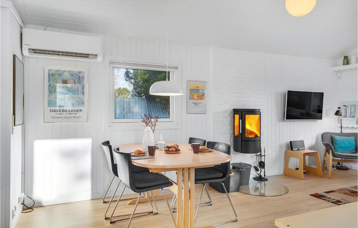 Amazing Home In Hadsund With Wifi - Housity