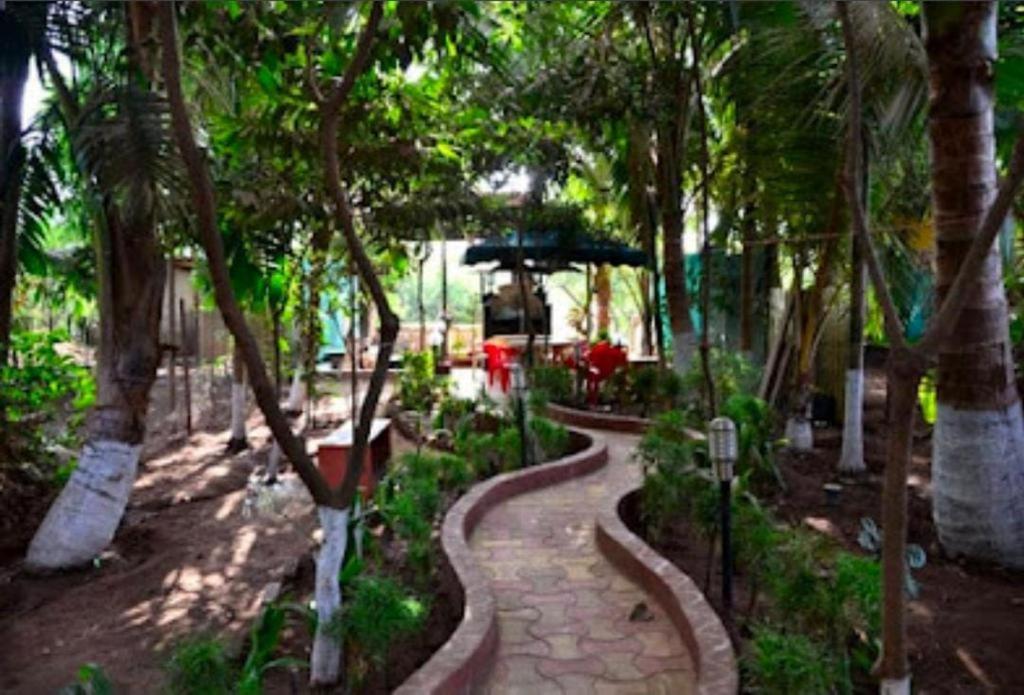 Rajshree Farm House - Housity