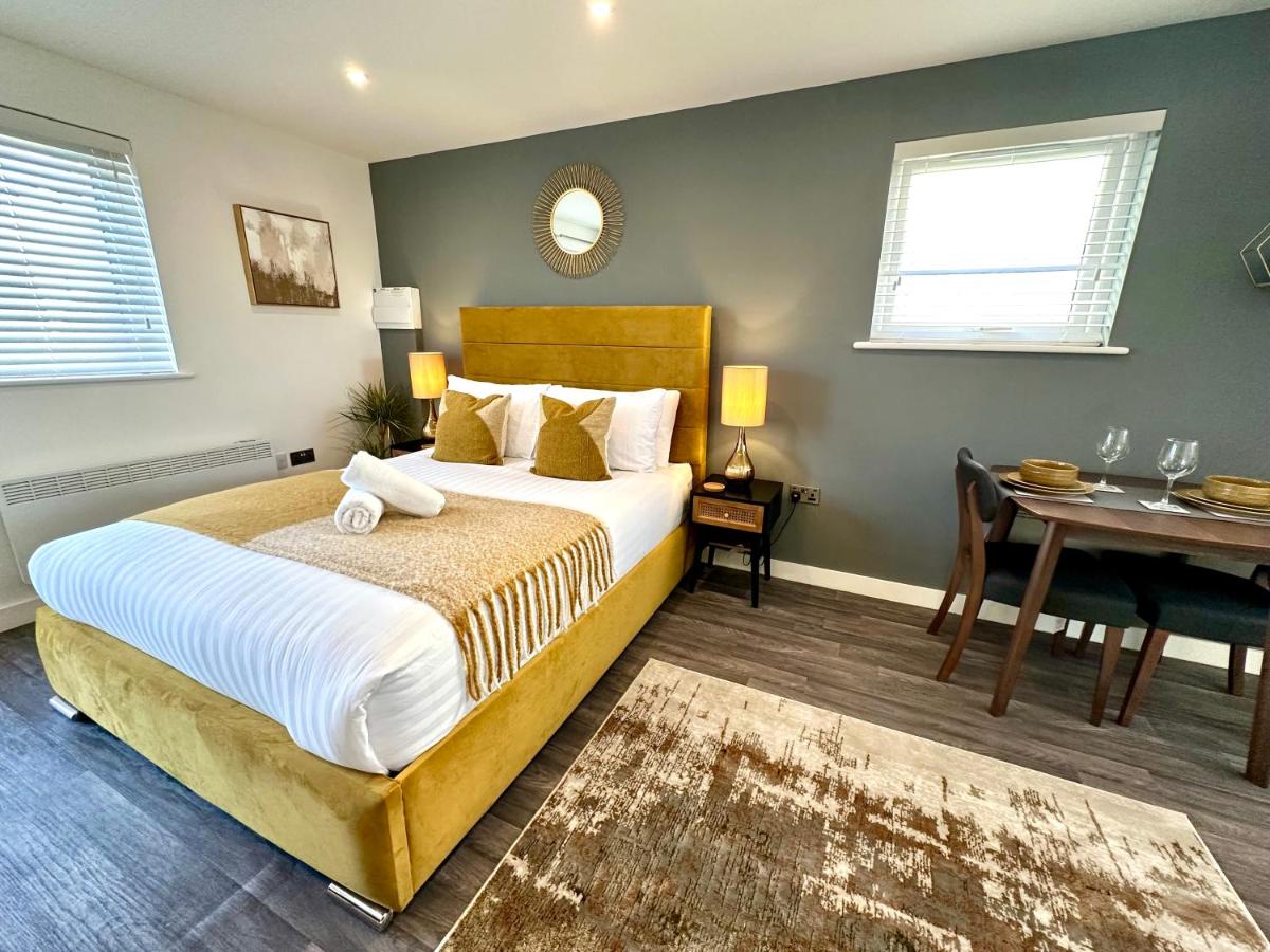 A Cozy Hideaway with Balcony - Close to Beach - Housity